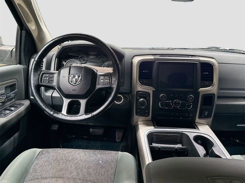 Used 2018 RAM 1500 Big Horn image 22