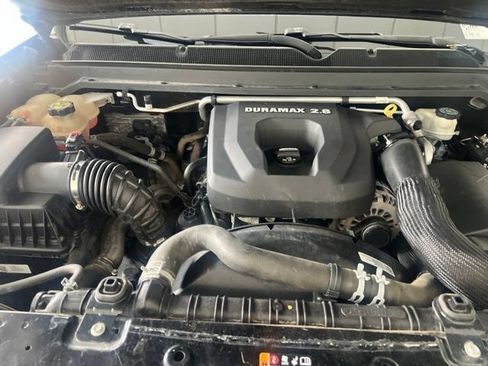 Used 2016 Chevrolet Colorado LT w/ Midnight Edition AWD/4WD image 26