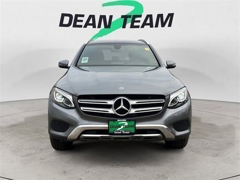 Used 2019 Mercedes-Benz GLC 300 4MATIC image 3