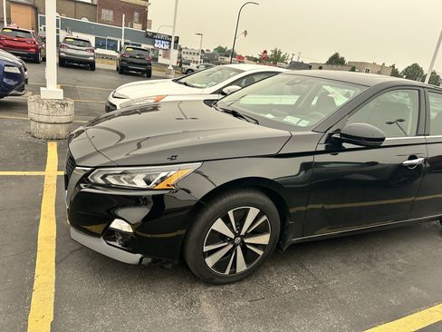 Used 2020 Nissan Altima 2.5 SV AWD/4WD image 4