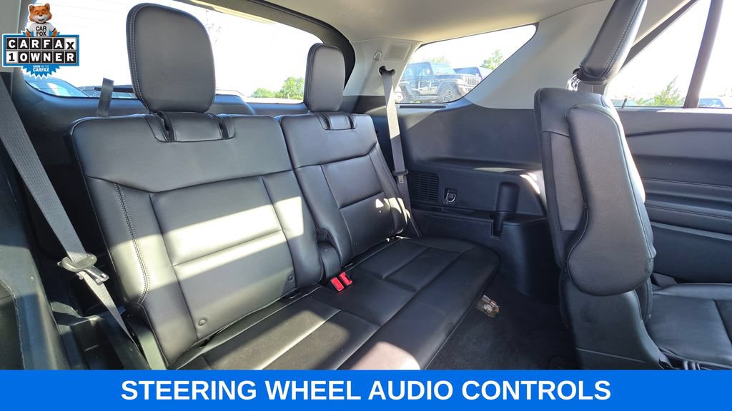 Used 2022 Ford Explorer Limited w/ Equipment Group 301A AWD/4WD image 16