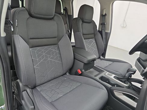 New 2026 Nissan Frontier SV w/ Tow Package image 10