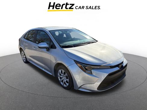 Used 2025 Toyota Corolla LE image 1