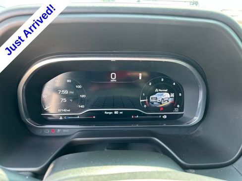 Used 2023 GMC Yukon XL AT4 w/ AT4 Premium Plus Package AWD/4WD image 21