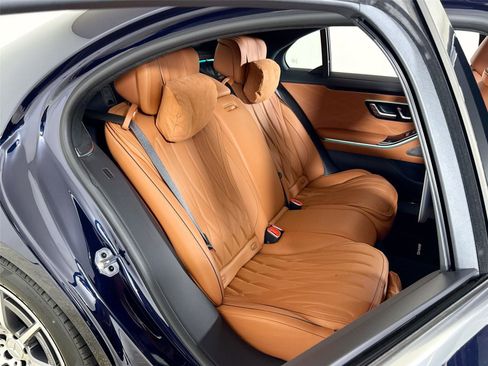 Used 2024 Mercedes-Benz S 63 AMG S image 28