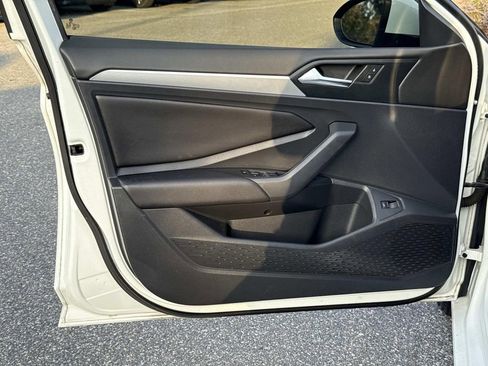 Used 2019 Volkswagen Jetta S image 21