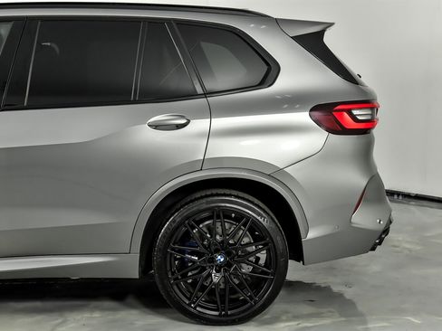 Used 2021 BMW X5 M w/ Competition Package image 9