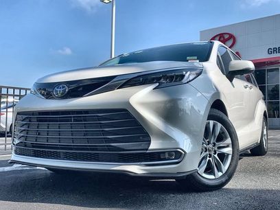 Used 2021 Toyota Sienna Limited