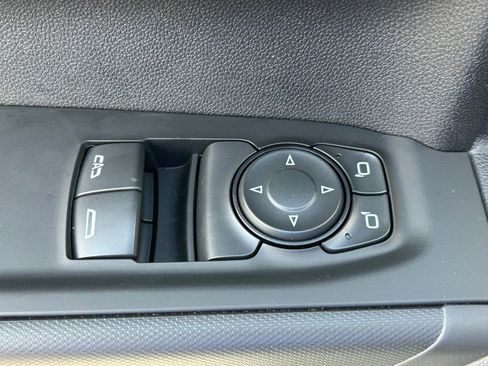 Used 2025 Chevrolet Silverado 1500 W/T RWD image 31