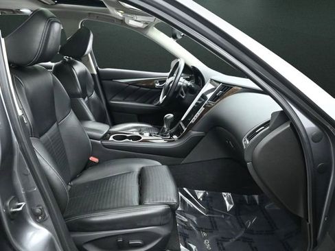 Used 2015 INFINITI Q50 Sport w/ Deluxe Technology Package image 21