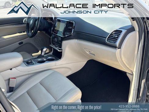 Used 2021 Jeep Grand Cherokee Limited AWD/4WD image 38