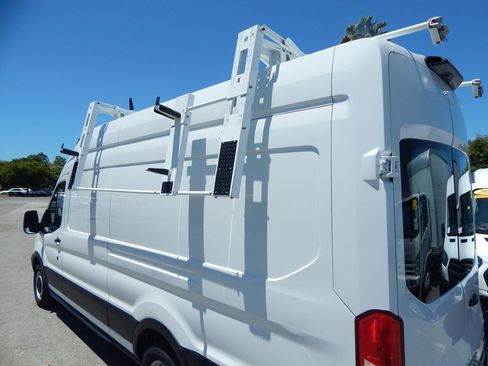 Used 2019 Ford Transit 250 148 High Roof Extended RWD image 3