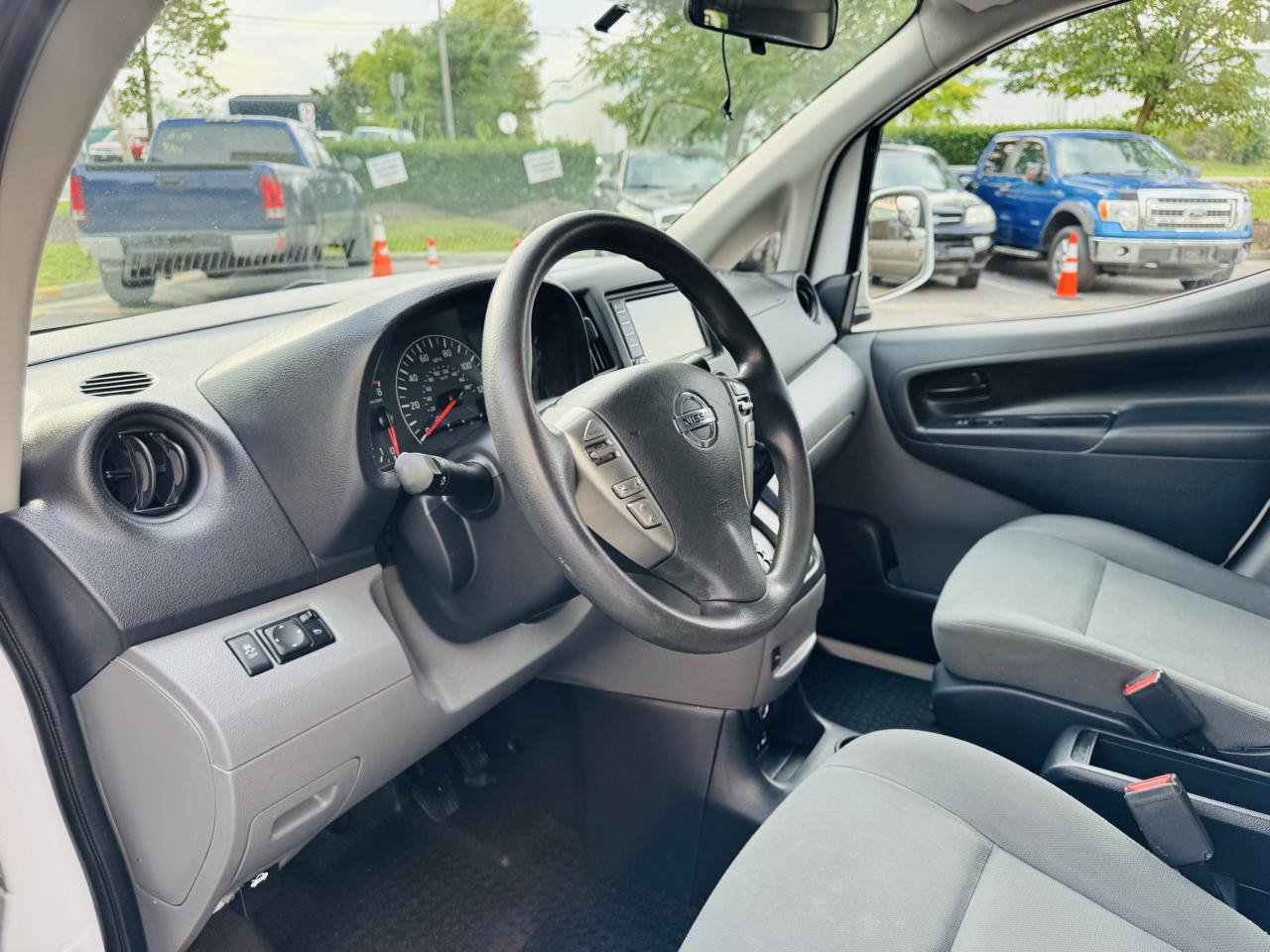 Used 2021 Nissan NV200 SV w/ Sliding Door Glass Package FWD image 12