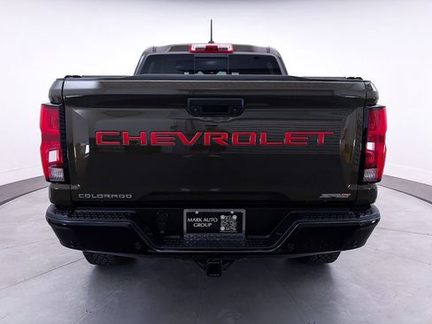Used 2023 Chevrolet Colorado ZR2 w/ ZR2 Convenience Package III AWD/4WD image 16