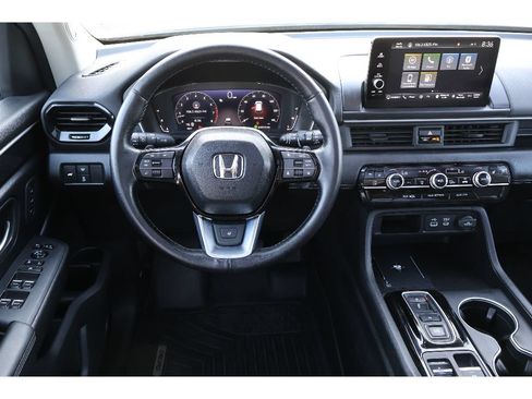 Used 2024 Honda Pilot Elite image 4