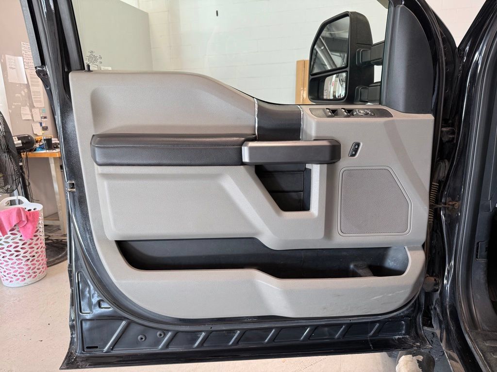Used 2019 Ford F250 XLT AWD/4WD image 18