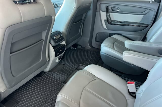 Used 2014 GMC Acadia SLT FWD image 12