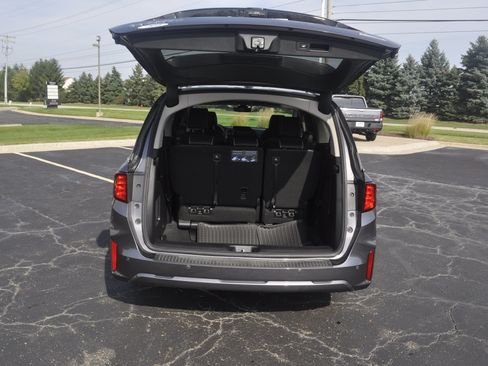 Used 2026 Honda Odyssey Touring image 11