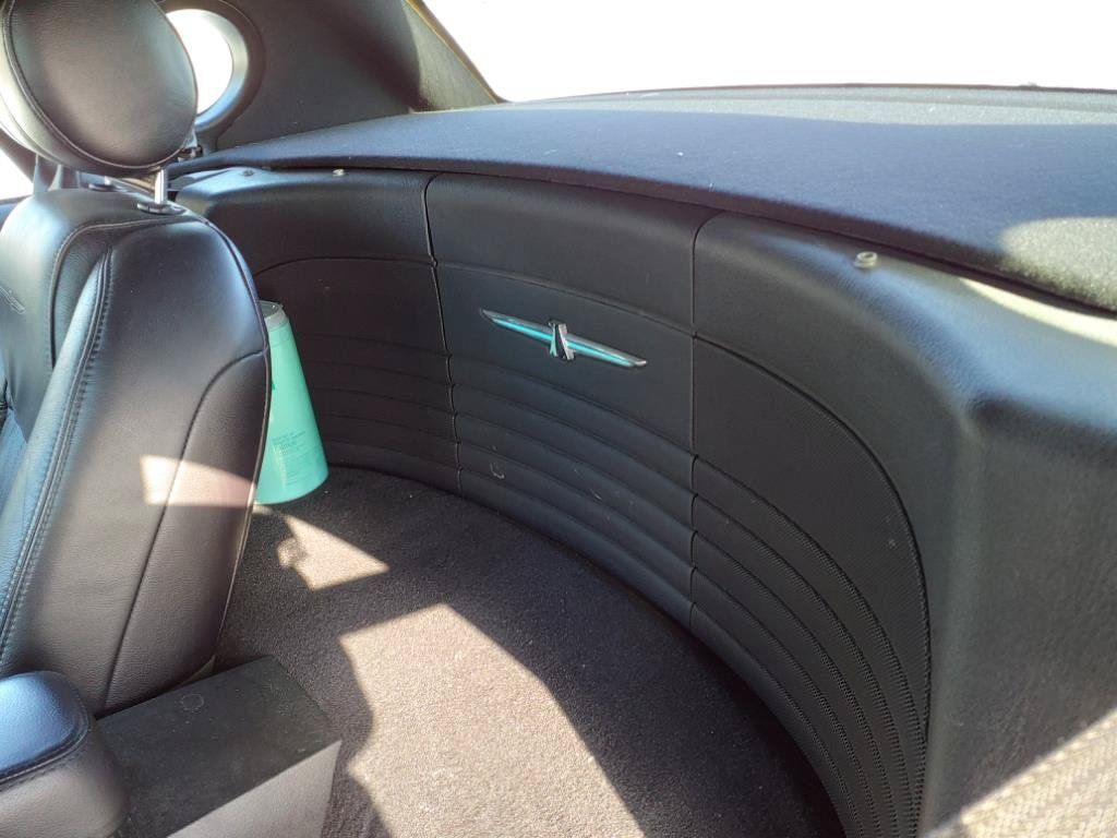 Used 2004 Ford Thunderbird RWD image 7
