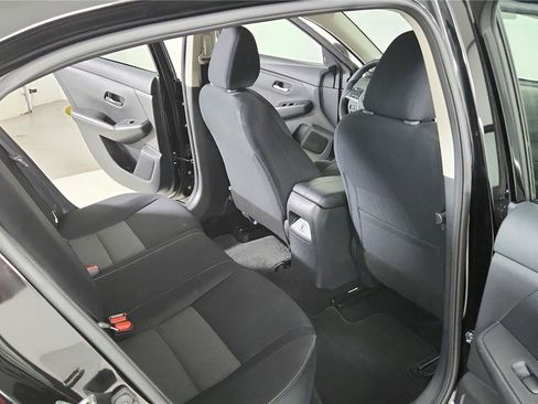 Used 2024 Nissan Sentra SV FWD image 18