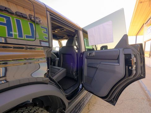 New 2025 Ford Bronco Outer Banks image 19