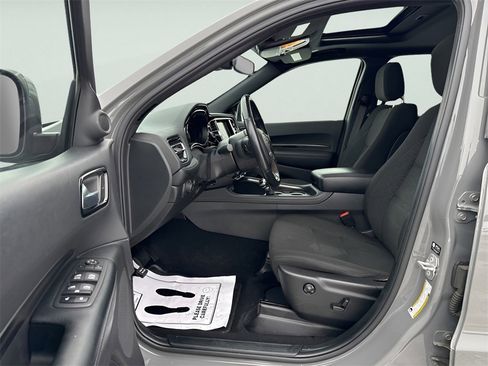 Used 2023 Dodge Durango SXT w/ SXT Blacktop Group image 19