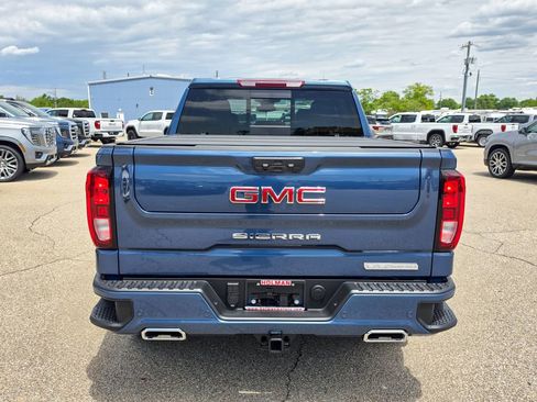 New 2026 GMC Sierra 1500 Elevation w/ Elevation Premium Package AWD/4WD image 4