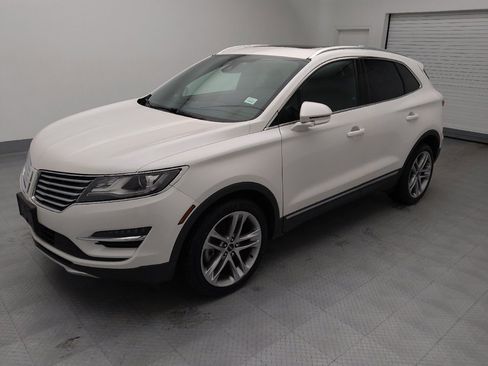 Used 2018 Lincoln MKC Reserve w/ Lincoln MKC Climate Package AWD/4WD image 2