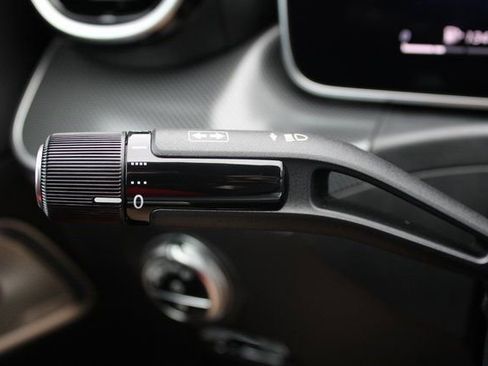 Used 2024 Mercedes-Benz C 300 4MATIC Sedan image 9