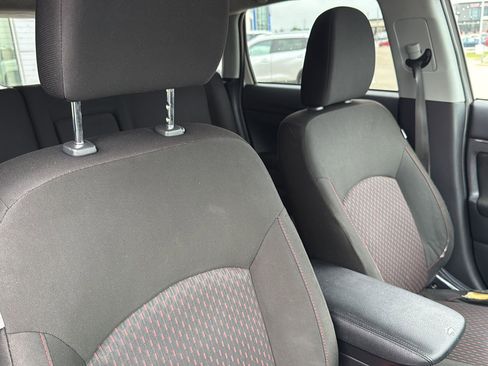 Used 2018 Mitsubishi Outlander Sport LE FWD image 33