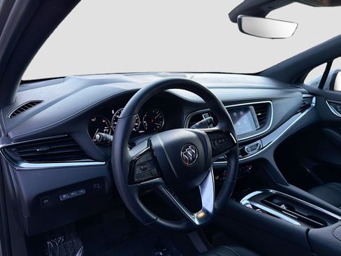Used 2023 Buick Enclave Avenir w/ Avenir Technology Package image 25