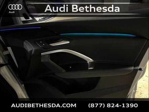 New 2025 Audi Q5 Premium image 24