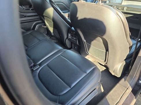 Used 2022 Lincoln Corsair AWD w/ Premium Package image 11