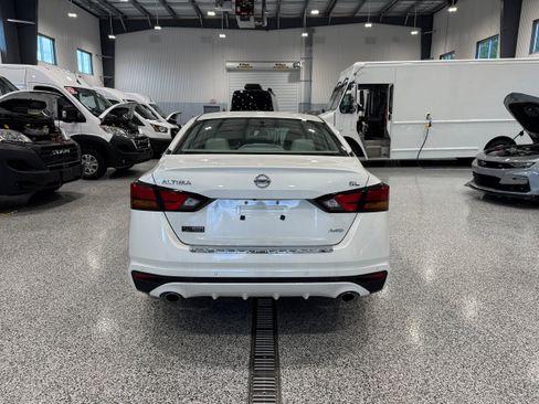 Used 2022 Nissan Altima 2.5 SL AWD/4WD image 6