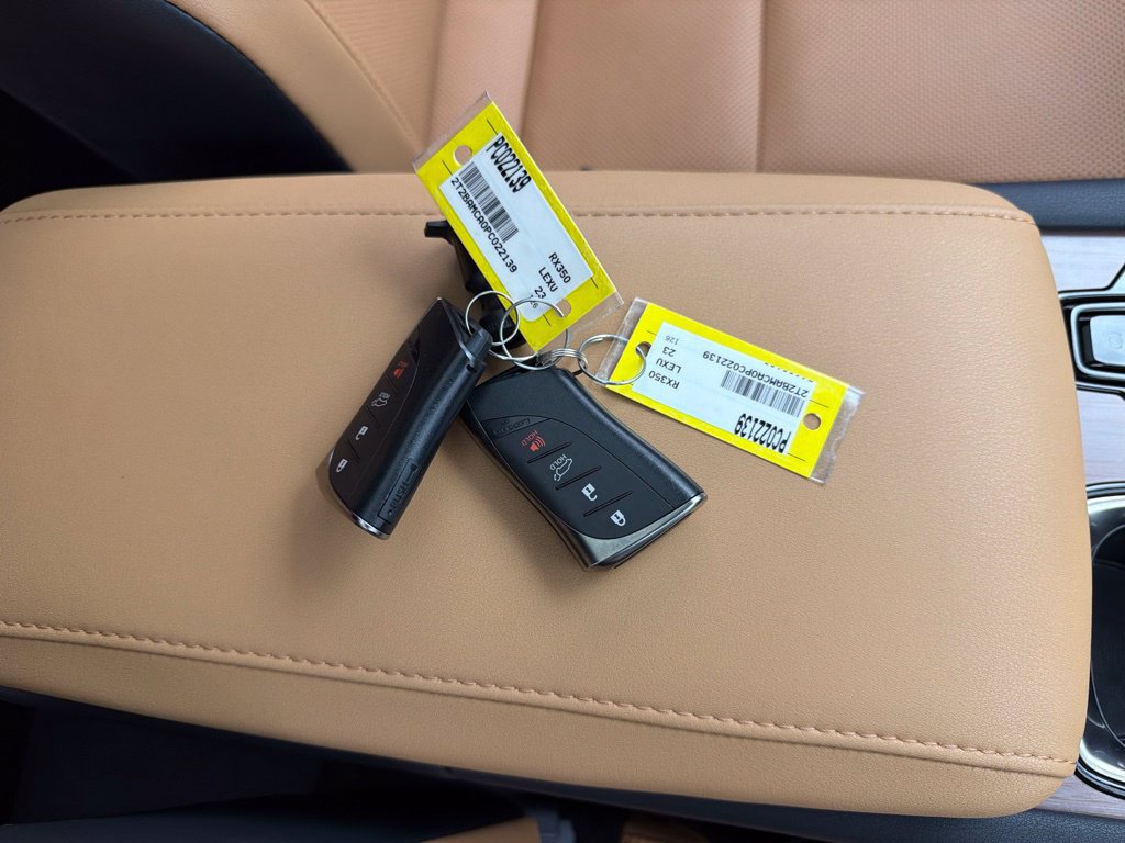 Used 2023 Lexus RX 350 Premium w/ Accessory Package AWD/4WD image 34