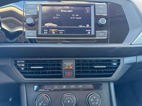 Used 2021 Volkswagen Jetta S image 19