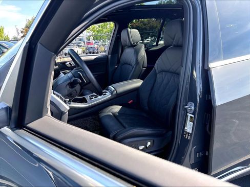 Used 2026 BMW X5 xDrive40i AWD/4WD image 24