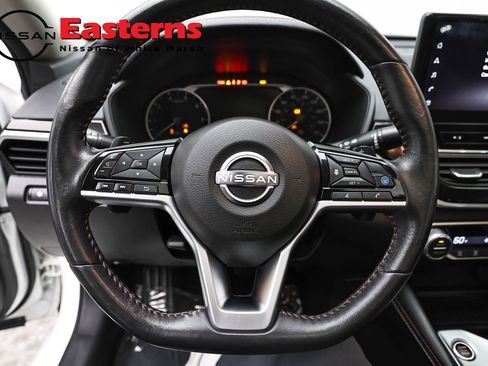 Used 2023 Nissan Altima 2.0 SR FWD image 10