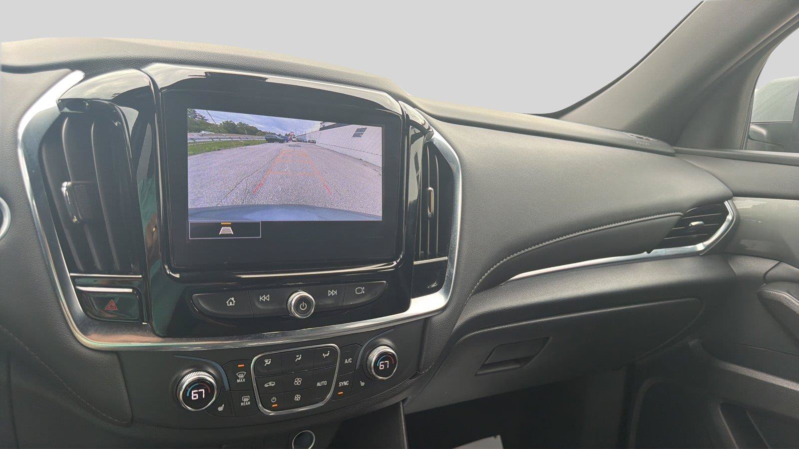 Used 2023 Chevrolet Traverse LT w/ Midnight/Sport Edition AWD/4WD image 12