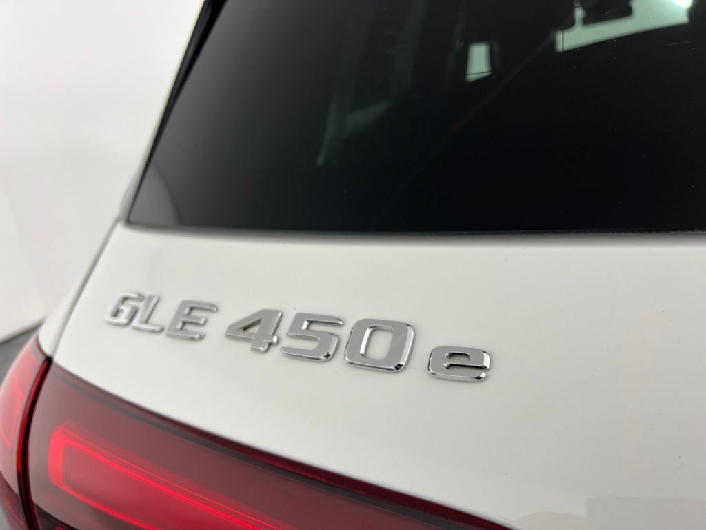 Used 2024 Mercedes-Benz GLE 450e 4MATIC image 14
