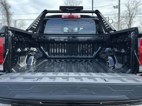 Used 2024 Chevrolet Colorado Trail Boss w/ Advanced Trailering Package image 26