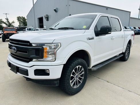 Used 2019 Ford F150 XLT w/ Equipment Group 302A Luxury AWD/4WD image 32