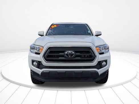 Used 2022 Toyota Tacoma SR5 RWD image 8