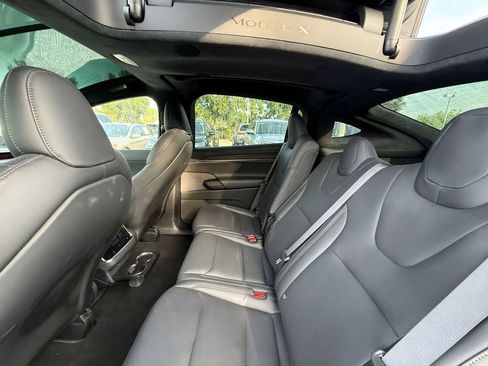 Used 2024 Tesla Model X AWD/4WD image 15