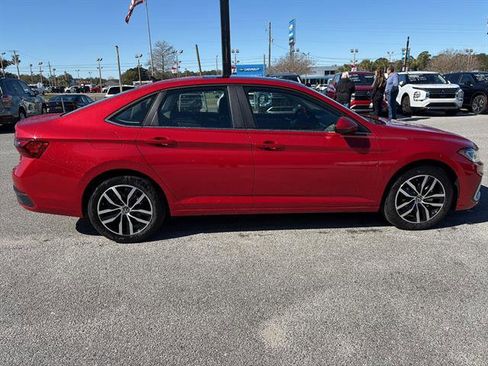 New 2026 Volkswagen Jetta SE image 7