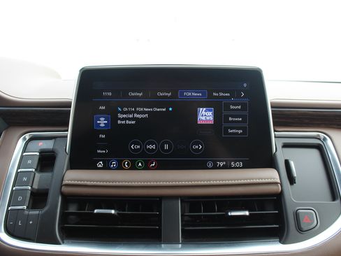 Used 2021 Chevrolet Tahoe High Country w/ Premium Package AWD/4WD image 13