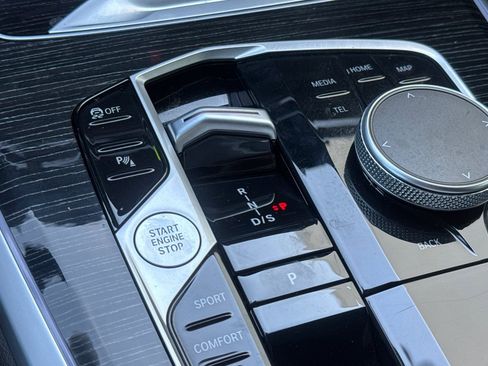 Certified 2024 BMW X5 xDrive40i w/ M Sport Package image 26