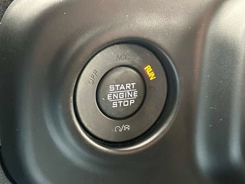 Used 2023 Jeep Wrangler Unlimited Sahara w/ Cold Weather Group AWD/4WD image 28
