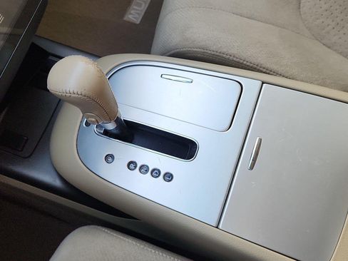 Used 2011 Nissan Murano S FWD image 15