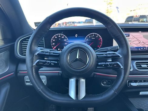 Used 2025 Mercedes-Benz GLS 450 4MATIC image 22